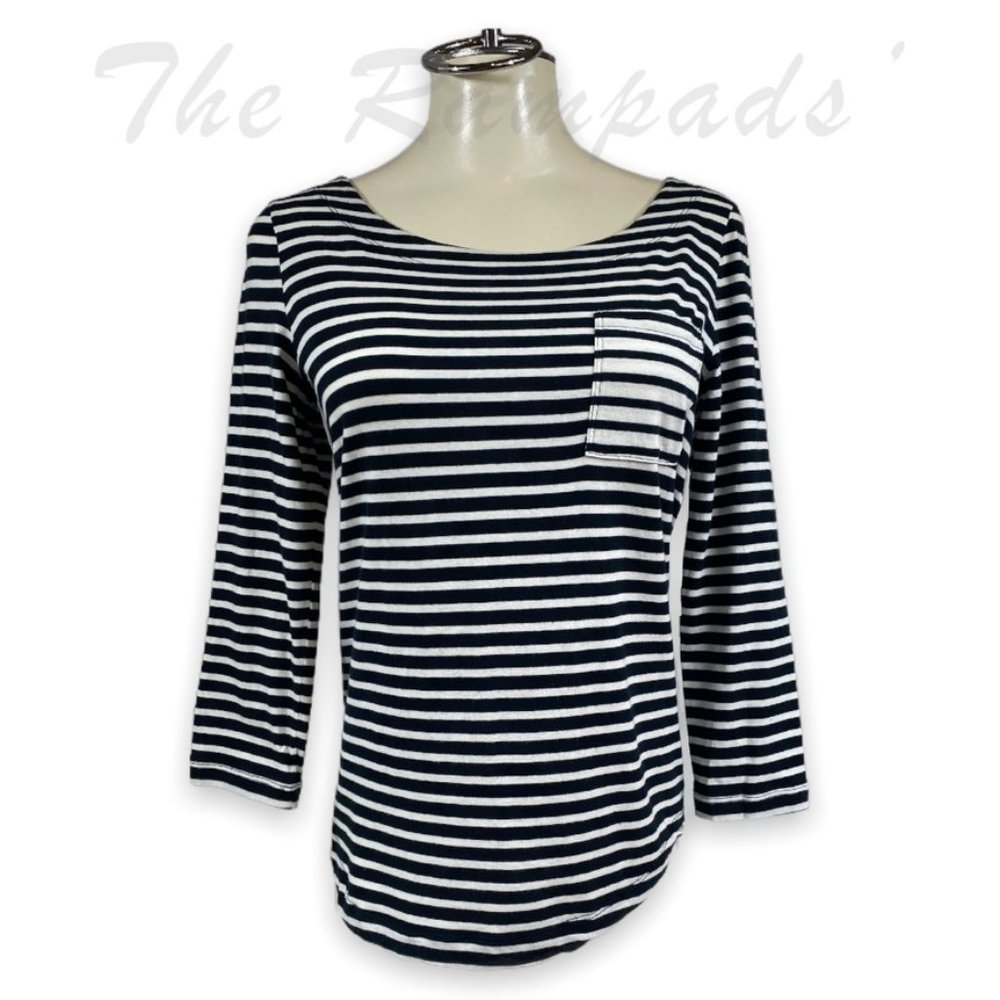 Banana Republic Black and White Left Side Pocket Long-sleeve T-shirt Size Small